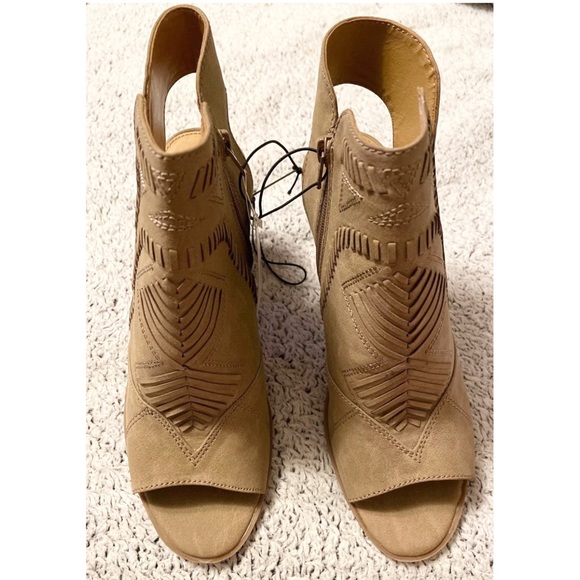 Open Toe Booties - Picture 4 of 7